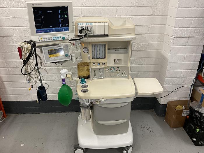 GE Datex Anaesthesia machine with ventilator and monitoring Aespire